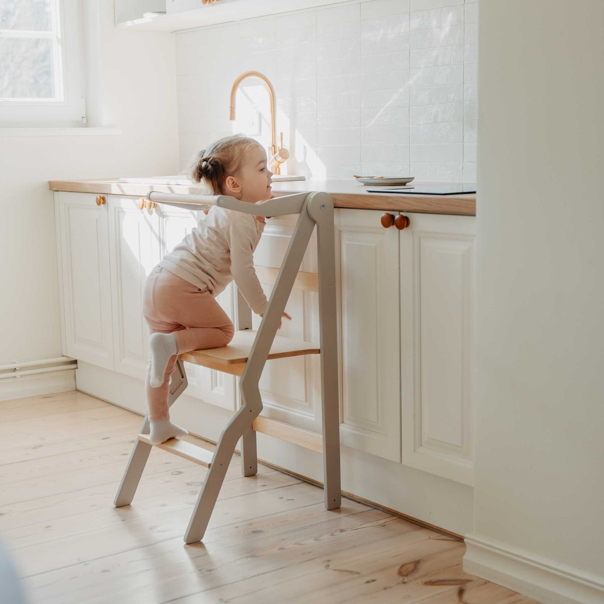 leg&go Foldable Kitchen Tower ZigZag | Nestling