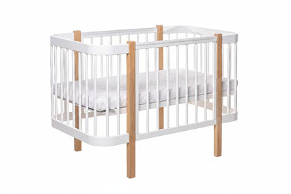 KOTTO Baby Crib ELIN Natural White Beechwood – angle view convertible crib detail | Nestling