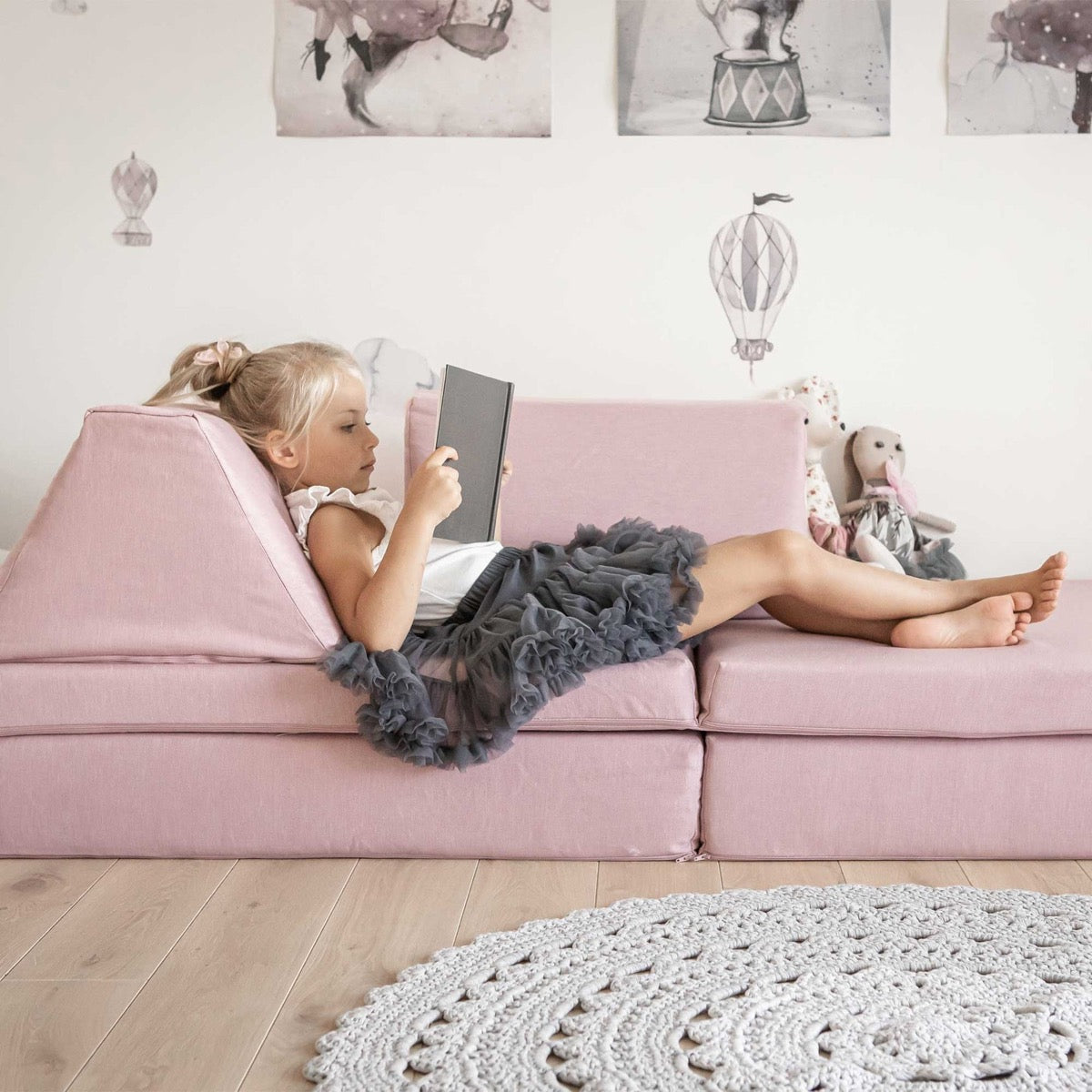 Monboxy Activity Play Mattress Set Pink Foam Sofa – children playing various configurations pink | Nestling
