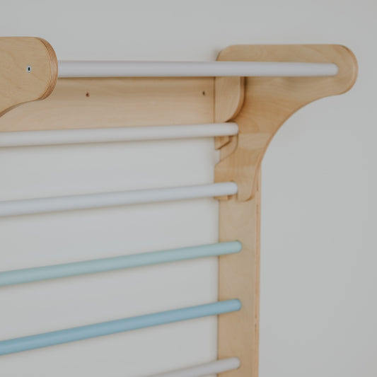 leg&go Pikler Triangle Climber with Swedish Wall – Pastel | Nestling