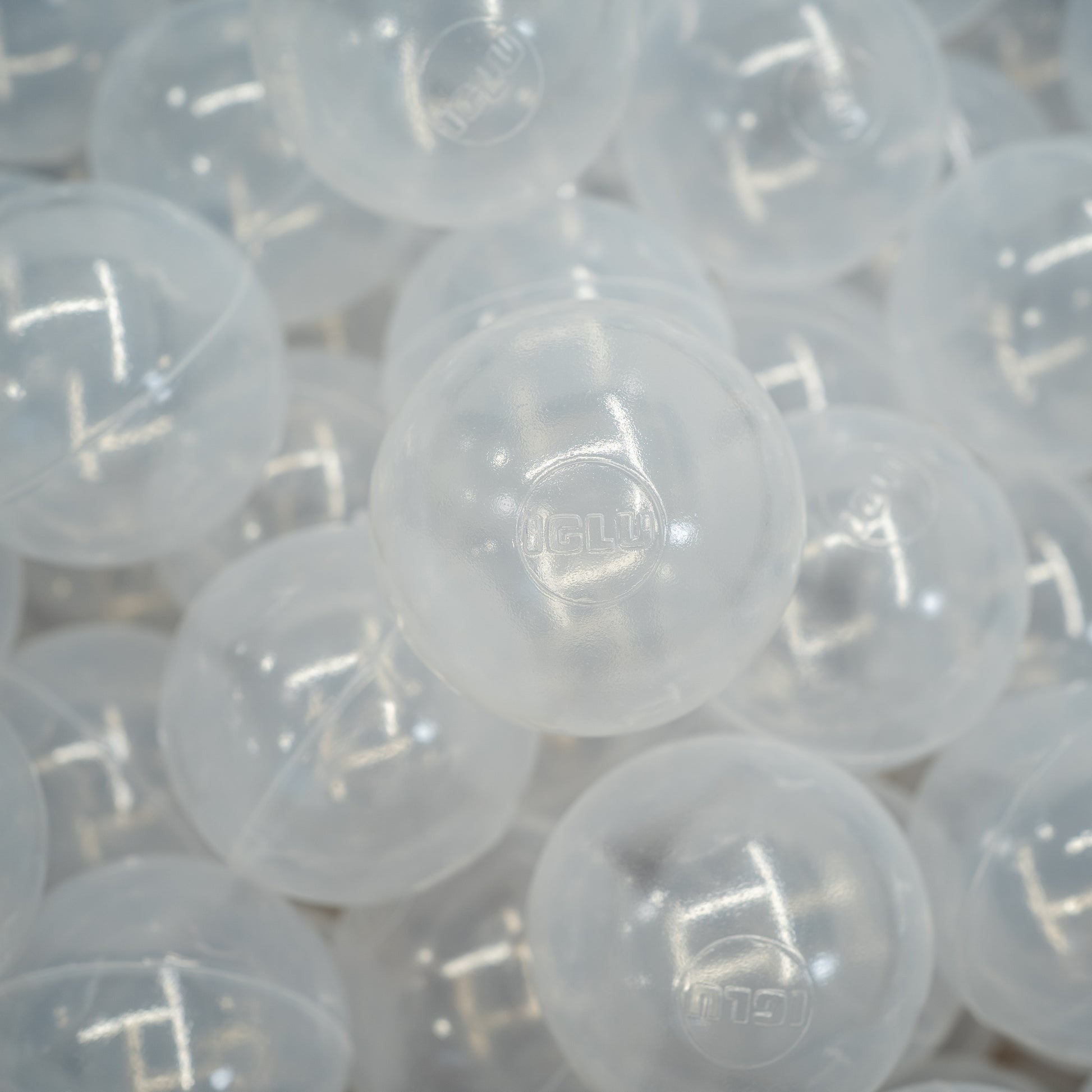 IGLU Soft Play Ball Pit Balls 500pc – Translucent | Nestling