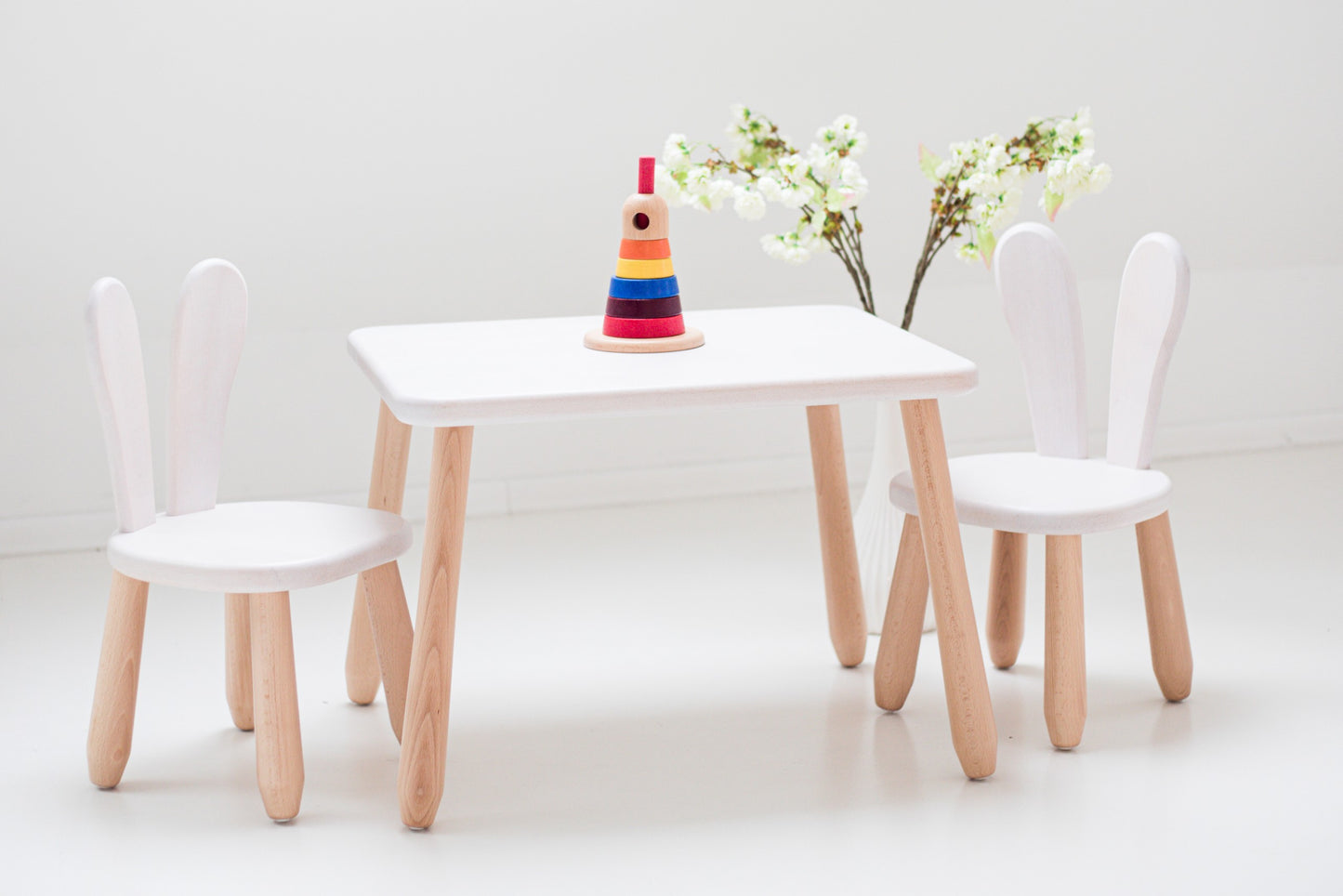 Kidozia Bunny children's table and 2 chair set in natural beech wood