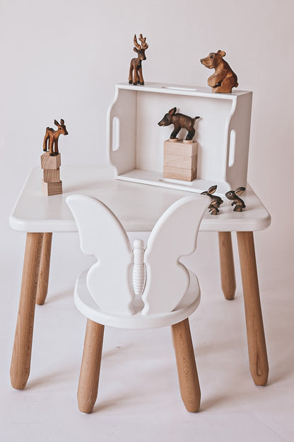 Close-up of Kidozia Butterfly children's chair with beech wood seat and backrest