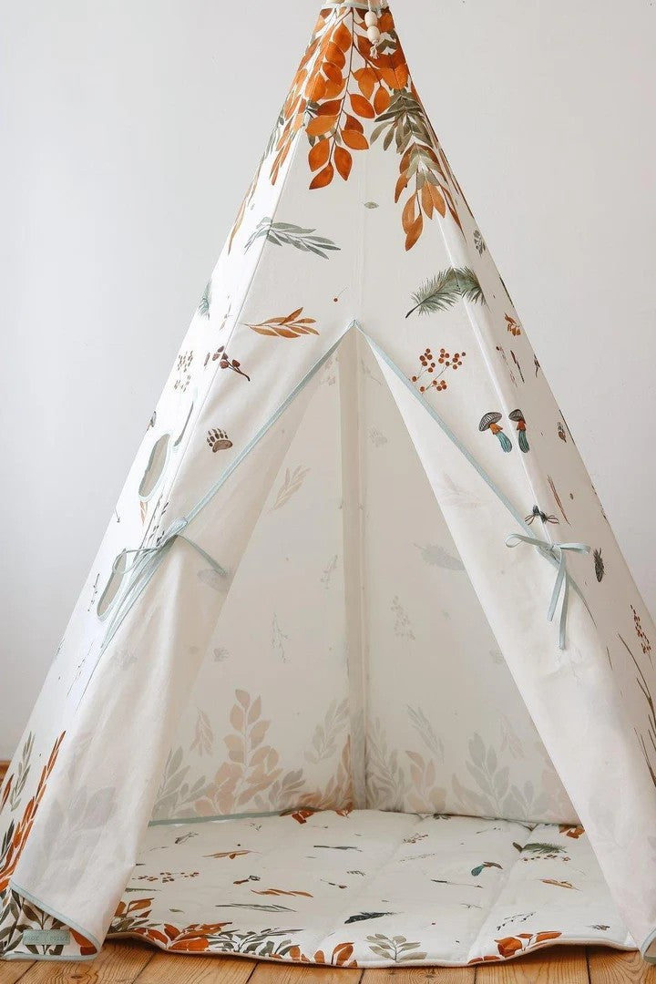 Front facing Forest Friends teepee tent with open door and cozy hideaway interior